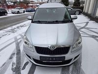 Gebraucht Skoda Roomster Plus Edition 105 PS (77 kW) 2012 Brilliantsilber metallic Van / Kleinbus