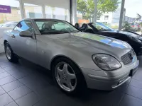 Gebraucht Mercedes SLK230 193 PS (141 kW) 1998 Silber Cabrio