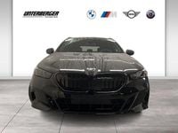Neu BMW 550e M Sport 489 PS (359 kW) 2025 Schwarz Kombi