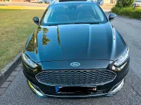 Gebraucht Ford Mondeo Vignale 150 PS (110 kW) 2018 Iridiumschwarz metallic Kombi