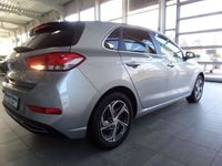 Gebraucht Hyundai i30 Edition 110 PS (80 kW) 2022 Silber Limousine