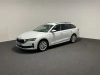 Gebraucht Skoda Octavia Selection 150 PS (110 kW) 2025 Weiß Kombi