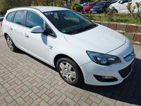 Gebraucht Opel Astra Active 140 PS (102 kW) 2013 Weiß Kombi