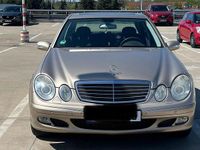 Second-hand Mercedes E320 204 CP (150 kW) 2004 Berlinǎ
