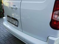 Używany Opel Combo 131 KM (96 kW) 2020 Biały Minivan