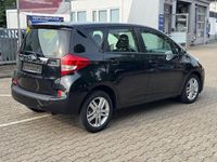 Gebraucht Subaru Trezia Active 90 PS (66 kW) 2011 Schwarz Kleinwagen