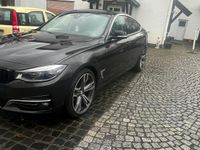Gebraucht BMW 330 258 PS (189 kW) 2018 Braun Limousine