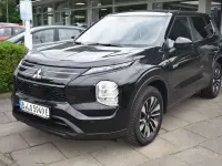 Gebraucht Mitsubishi Outlander P-HEV 306 PS (225 kW) 2025 Kristallschwarz SUV