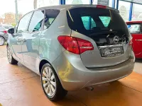 Gebraucht Opel Meriva Innovation 101 PS (74 kW) 2011 Silber Van / Kleinbus