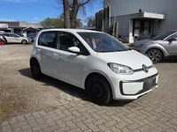 Gebraucht VW up! 82 PS (60 kW) 2019 Weiß Kleinwagen