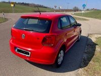 Gebraucht VW Polo 60 PS (44 kW) 2011 Rot Kleinwagen