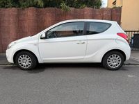 Gebraucht Hyundai i20 84 PS (61 kW) 2011 Schwarz Kombi