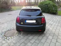 Gebraucht Mini Cooper SE 135 kW (184 PS) 2023 Schwarz Kleinwagen