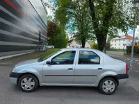 Używany Dacia Logan 75 KM (55 kW) 2008 Srebrny Sedan/Limuzyna