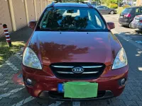 Gebraucht Kia Carens 140 PS (102 kW) 2009 Rot Van / Kleinbus