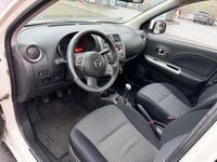 Gebraucht Nissan Micra Acenta 80 PS (58 kW) 2016 White pearl (m) Kleinwagen