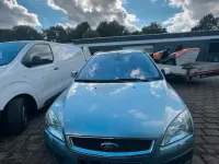Gebraucht Ford Focus Trend 116 PS (85 kW) 2005 Blau Kombi