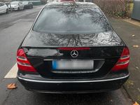 Gebraucht Mercedes E220 150 PS (110 kW) 2005 Limousine