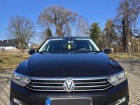 Gebraucht VW Passat Highline 150 PS (110 kW) 2015 Schwarz Kombi