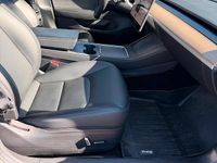 Second-hand Tesla Model 3 239 kW (325 CP) 2022 Albastru Berlinǎ