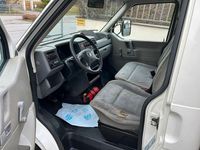 Gebraucht VW T4 88 PS (64 kW) 2001 Weiß Van