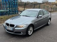 Gebraucht BMW 318 143 PS (105 kW) 2011 Grau Limousine