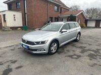 Gebraucht VW Passat Comfortline 150 PS (110 kW) 2018 Silber Kombi