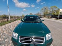 Usata VW Passat 101 CV (74 kW) 2001 Verde Station wagon