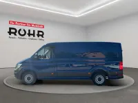 Gebraucht VW Crafter 140 PS (102 kW) 2021 Deep ocean blue Van