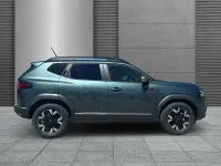 Neu Dacia Duster Extreme 122 PS (89 kW) 2026 Zedergrün SUV
