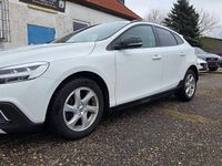 Gebraucht Volvo V40 CC 150 PS (110 kW) 2017 Weiß Kombi