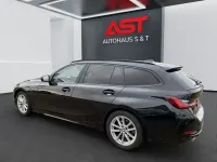 Gebraucht BMW 318 156 PS (114 kW) 2024 Schwarz Kombi