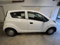 Gebraucht Chevrolet Spark 68 PS (50 kW) 2011 Weiß Kleinwagen