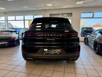 Gebraucht Porsche Cayenne 354 PS (260 kW) 2024 Schwarz SUV
