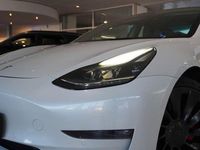 Gebraucht Tesla Model 3 Performance 461 kW (627 PS) 2021 Pearl white multicoat Limousine