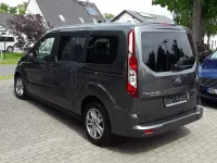 Usata Ford Tourneo Titanium 120 CV (88 kW) 2021 Grigio Monovolume