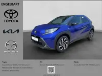 Neu Toyota Aygo X 72 PS (52 kW) 2026 Juniper blue metallic/ black m SUV