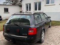 Gebraucht Audi A6 163 PS (119 kW) 2002 Schwarz Kombi