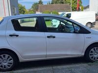 gebraucht Toyota Yaris Hybrid 1.5 VVT-i