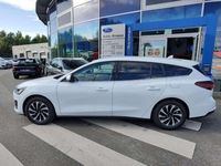 Gebraucht Ford Focus Titanium 125 PS (91 kW) 2024 Frostweiß Kombi