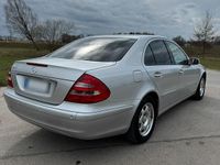 Gebraucht Mercedes E240 177 PS (130 kW) 2004 Silber Limousine