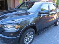 Gebraucht Dodge Ram 401 PS (294 kW) 2020 Grau Pickup