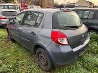 Gebraucht Renault Clio III Expression 75 PS (55 kW) 2011 Blau Limousine