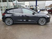 Neu Ford Focus Titanium 155 PS (114 kW) 2025 Agate black metallic Limousine