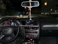 Gebraucht Audi A4 140 PS (102 kW) 2014 Schwarz Limousine