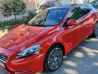 Gebraucht Volvo V40 Momentum 150 PS (110 kW) 2012 Kleinwagen