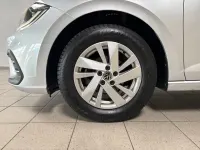 Gebraucht VW Polo Style 95 PS (69 kW) 2023 Silber Kleinwagen
