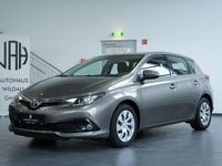 Gebraucht Toyota Auris Comfort 116 PS (85 kW) 2016 Gray Limousine