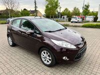 gebraucht Ford Fiesta Titanium 1,4 97PS*AUTOM*KLIMAAUTOM*SITZHZ