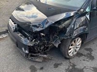 Gebraucht VW Touran 116 PS (85 kW) 2012 Schwarz Van / Kleinbus